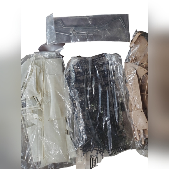 Vintage model ship kit. The sea witch 1966 - Picture 3 of 8